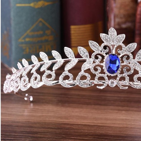 Royal blue silver Crystal Rhinestone Tiara Crown Prom Pageant Bridal weddi… - Picture 4 of 6